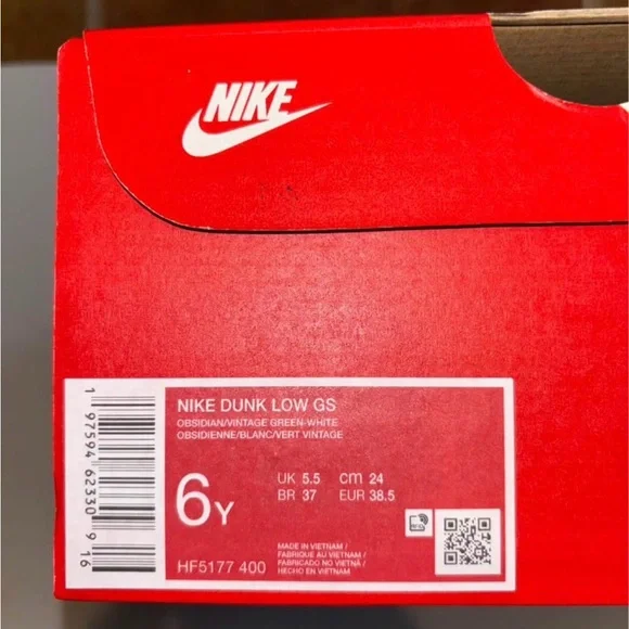 Nike Dunk Low Sneakers in Navy, Dark Green and White - Picture 3 of 3